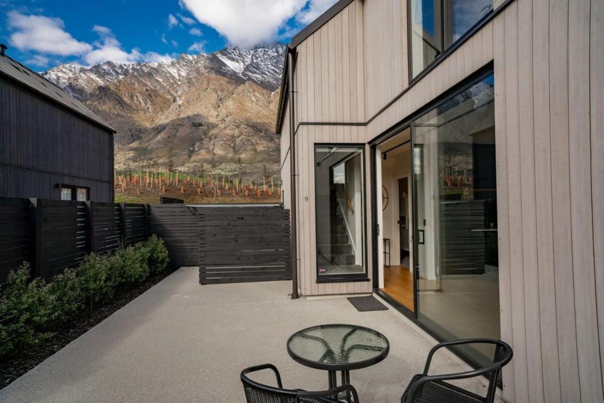 Nestled Below The Remarkables ควีนส์ทาวน์ ภายนอก รูปภาพ