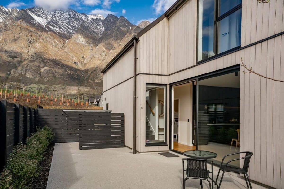 Nestled Below The Remarkables ควีนส์ทาวน์ ภายนอก รูปภาพ